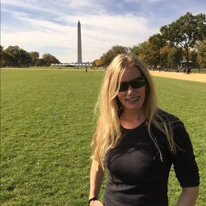 Meet your Posher, Gina